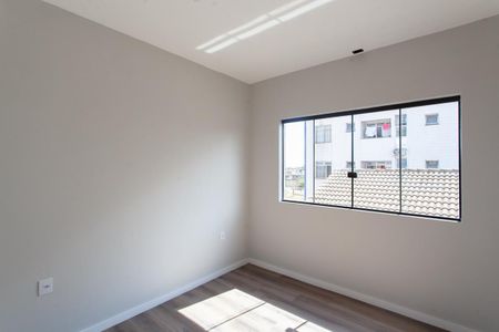 Casa à venda com 261m², 4 quartos e 2 vagasQuarto 1