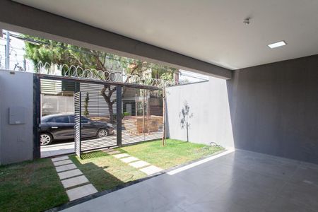 Casa à venda com 261m², 4 quartos e 2 vagasGaragem