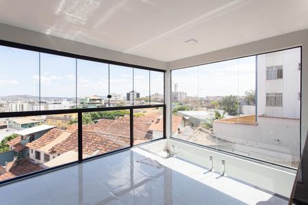 Casa à venda com 261m², 4 quartos e 2 vagasCopa