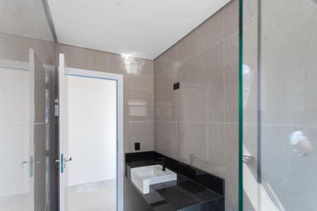 Casa à venda com 261m², 4 quartos e 2 vagasBanheiro Social 2