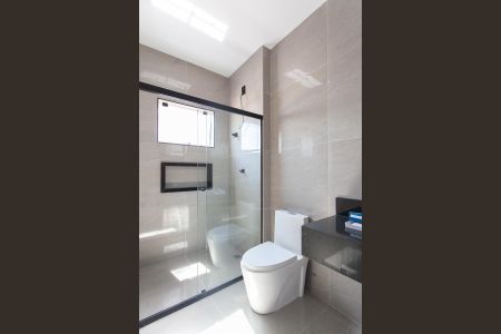 Casa à venda com 261m², 4 quartos e 2 vagasBanheiro da Suíte