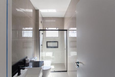 Casa à venda com 261m², 4 quartos e 2 vagasBanheiro Social 1