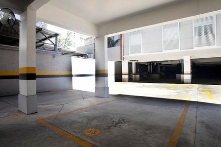 Studio à venda com 34m², 1 quarto e 1 vagaBox Garagem