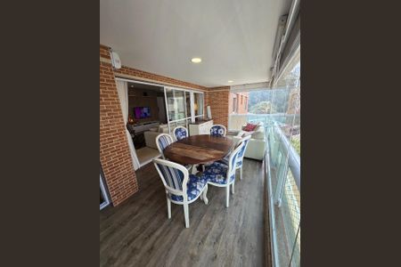 Apartamento à venda com 104m², 3 quartos e 2 vagasFoto 02