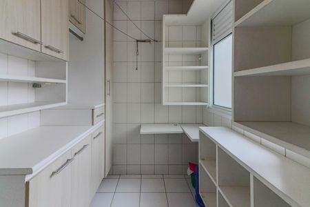 Apartamento à venda com 75m², 3 quartos e 2 vagasCozinha e Área de Serviço