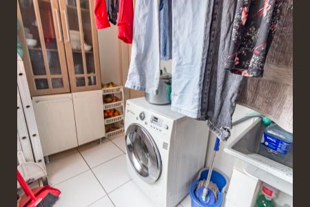 Apartamento à venda com 80m², 2 quartos e sem vagaÁrea de Serviço