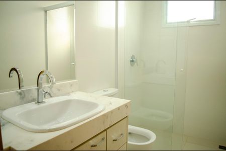 Apartamento para alugar com 160m², 3 quartos e 3 vagasBanheiro da Suíte 2