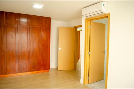 Apartamento para alugar com 160m², 3 quartos e 3 vagasSuíte 3