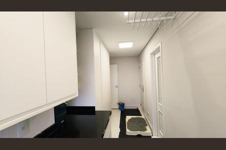 Apartamento à venda com 152m², 4 quartos e 2 vagas Apartamento à venda com 152m², 4 quartos e 2 vagasÁrea de Serviço