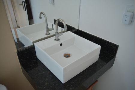 Apartamento à venda com 75m², 3 quartos e 2 vagasBanheiro Social