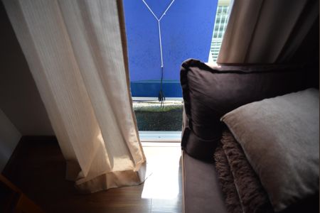 Apartamento à venda com 75m², 3 quartos e 2 vagasQuarto 2