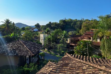 Casa de condomínio para alugar com 326m², 3 quartos e 3 vagasQuarto 1