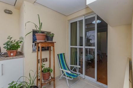 Apartamento à venda com 74m², 3 quartos e 2 vagasVaranda