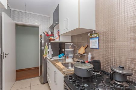 Apartamento à venda com 74m², 3 quartos e 2 vagasCozinha