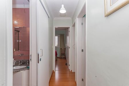 Apartamento à venda com 74m², 3 quartos e 2 vagasCorredor