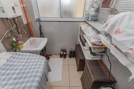 Apartamento à venda com 74m², 3 quartos e 2 vagasÁrea de Serviço