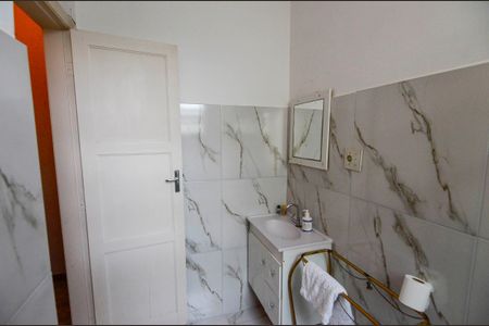 Apartamento à venda com 72m², 2 quartos e 1 vagaBanheiro Social