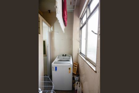 Apartamento à venda com 72m², 2 quartos e 1 vagaÁrea de Serviço