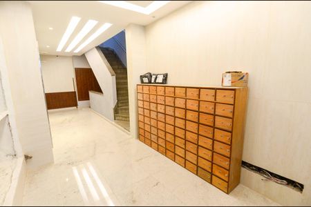 Apartamento à venda com 72m², 2 quartos e 1 vagaHall