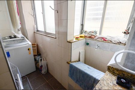 Apartamento à venda com 72m², 2 quartos e 1 vagaÁrea de Serviço