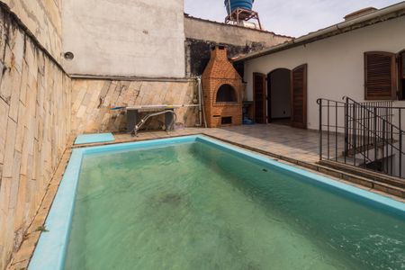Casa para alugar com 200m², 4 quartos e 3 vagasÁrea comum - Piscina