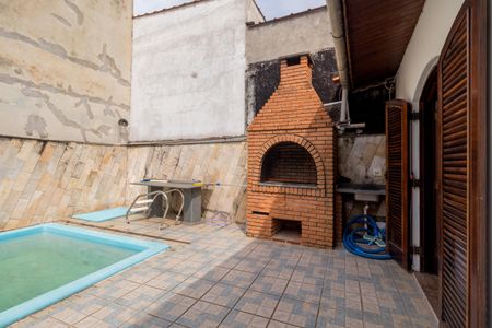 Casa para alugar com 200m², 4 quartos e 3 vagasÁrea comum - Piscina