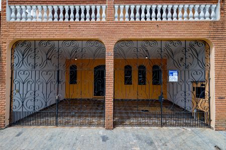 Casa para alugar com 200m², 4 quartos e 3 vagasFachada