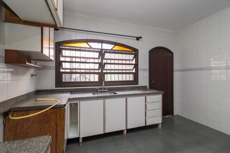 Casa para alugar com 200m², 4 quartos e 3 vagasCozinha
