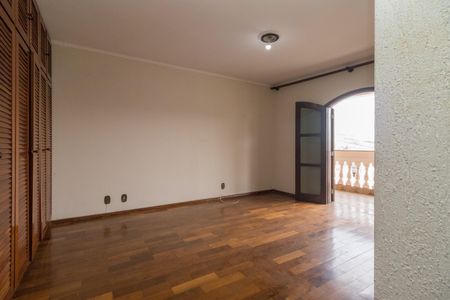 Casa para alugar com 200m², 4 quartos e 3 vagasSuíte