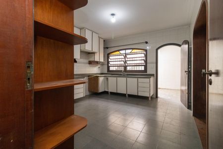 Casa para alugar com 200m², 4 quartos e 3 vagasCozinha