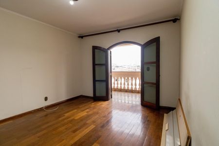 Casa para alugar com 200m², 4 quartos e 3 vagasSuíte