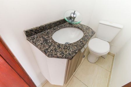 Casa de condomínio à venda com 57m², 2 quartos e 1 vagaLavabo