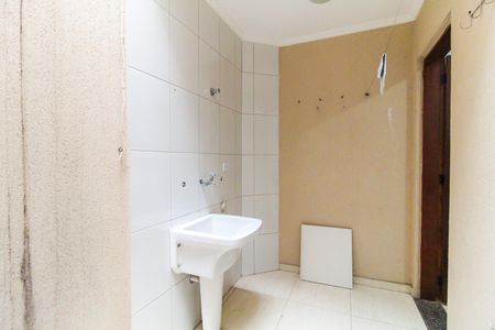 Casa de condomínio à venda com 57m², 2 quartos e 1 vagaÁrea de Serviço