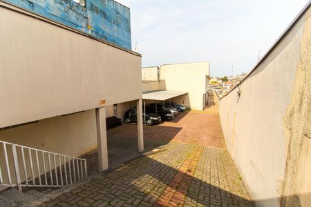 Casa de condomínio à venda com 57m², 2 quartos e 1 vagaEntrada
