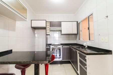 Casa de condomínio à venda com 57m², 2 quartos e 1 vagaCozinha