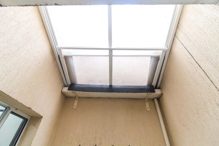 Casa de condomínio à venda com 57m², 2 quartos e 1 vagaÁrea de Serviço