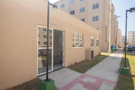 Apartamento para alugar com 48m², 2 quartos e sem vagaÁrea comum - Salão de festas