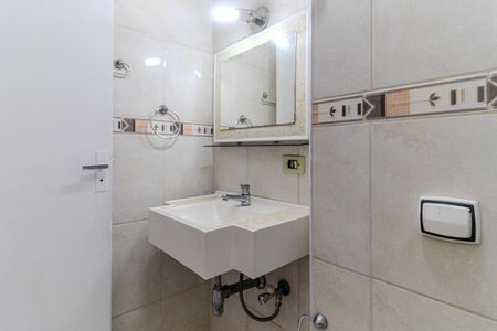 Apartamento para alugar com 53m², 2 quartos e sem vagaBanheiro