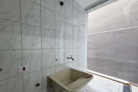 Casa para alugar com 156m², 2 quartos e 1 vagaÁrea de Serviço