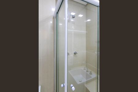 Apartamento à venda com 63m², 2 quartos e 1 vagaBanheiro 