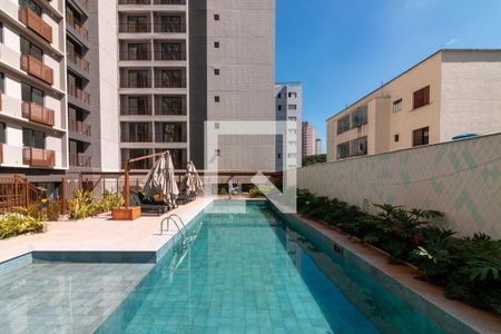 Studio à venda com 25m², 1 quarto e sem vaga Studio à venda com 25m², 1 quarto e sem vagaÁrea comum - Piscina