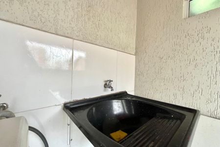 Casa à venda com 150m², 3 quartos e 1 vagaÁrea de Serviço