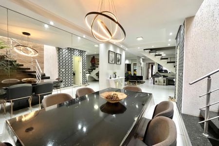 Casa à venda com 150m², 3 quartos e 1 vagaSala