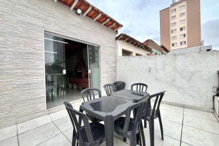Casa à venda com 150m², 3 quartos e 1 vagaÁrea externa