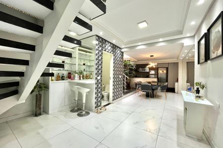 Casa à venda com 150m², 3 quartos e 1 vagaSala