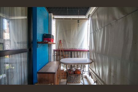 Apartamento à venda com 74m², 2 quartos e 1 vaga Apartamento à venda com 74m², 2 quartos e 1 vagaVaranda do Quarto 2