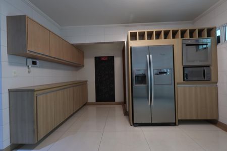 Casa para alugar com 360m², 3 quartos e sem vagaCozinha