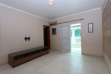 Casa para alugar com 360m², 3 quartos e sem vagaSuíte