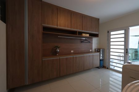 Casa para alugar com 360m², 3 quartos e sem vagaLavanderia