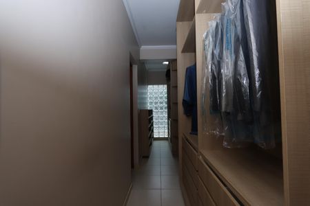 Casa para alugar com 360m², 3 quartos e sem vagaCloset da Suíte 